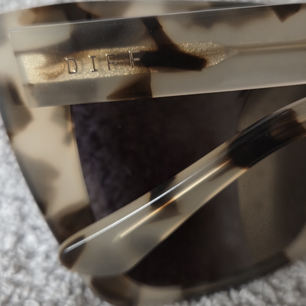 Diff Eyewear Tortoise Shell Sunglasses - image 3